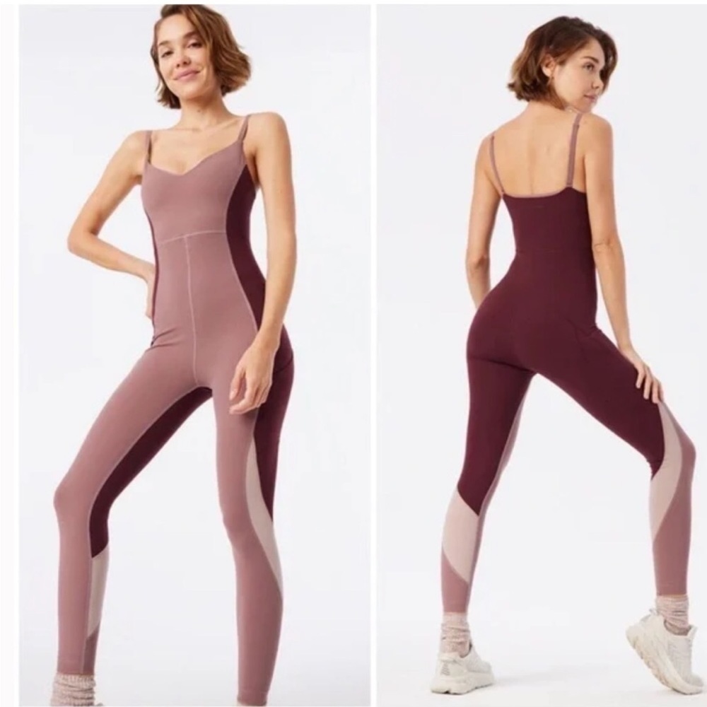 Outdoor Voices Two-Tone Mauve & Wine Performance Jumpsuit